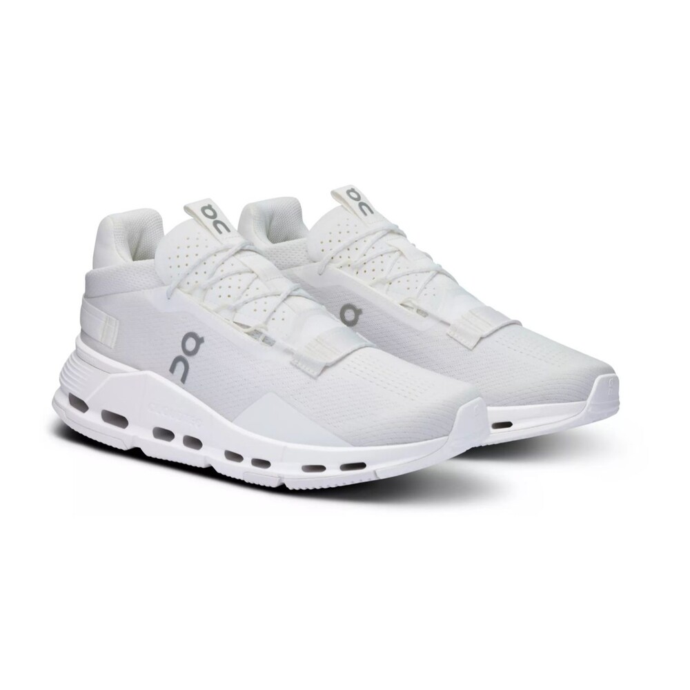 Womens ON Cloudnova 2, size 7.5 white NEW IN BOX